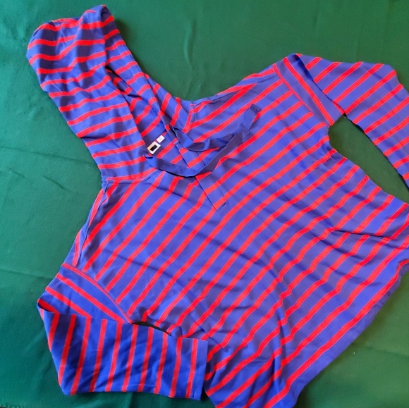 GAP hooded  sweatshirt NWOT - Picture 2 of 9